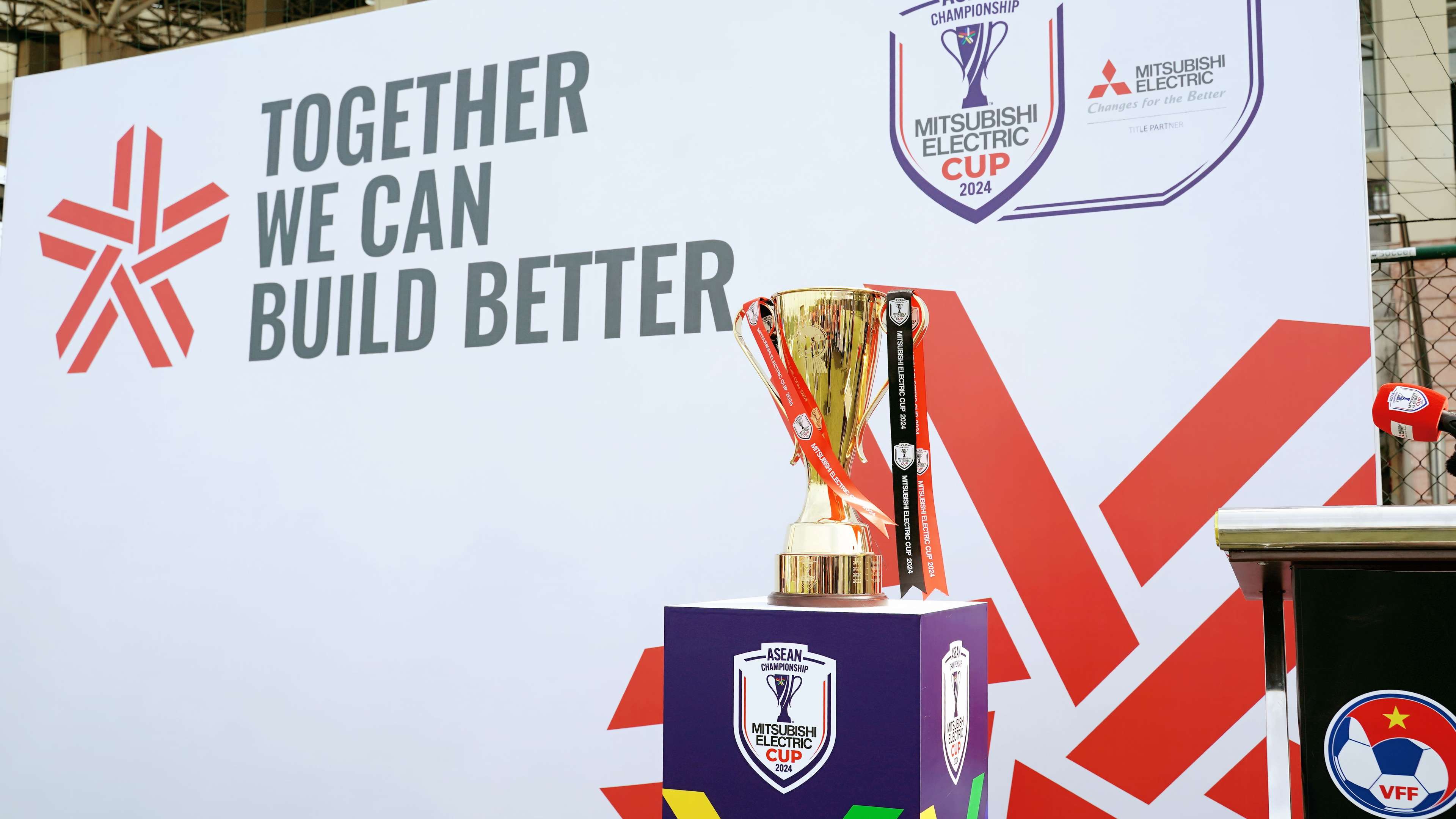 尤其對國足 尤其對國足